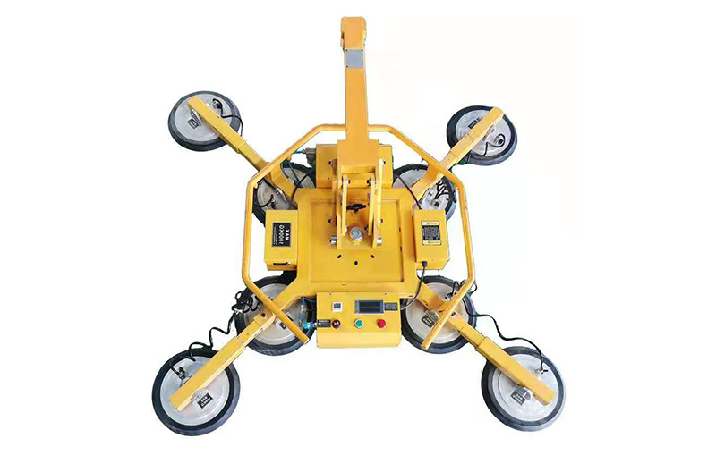 Liftoal handling equipment